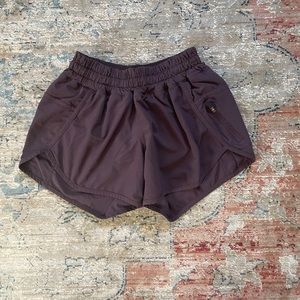 Lululemon Tracker Short V 4"